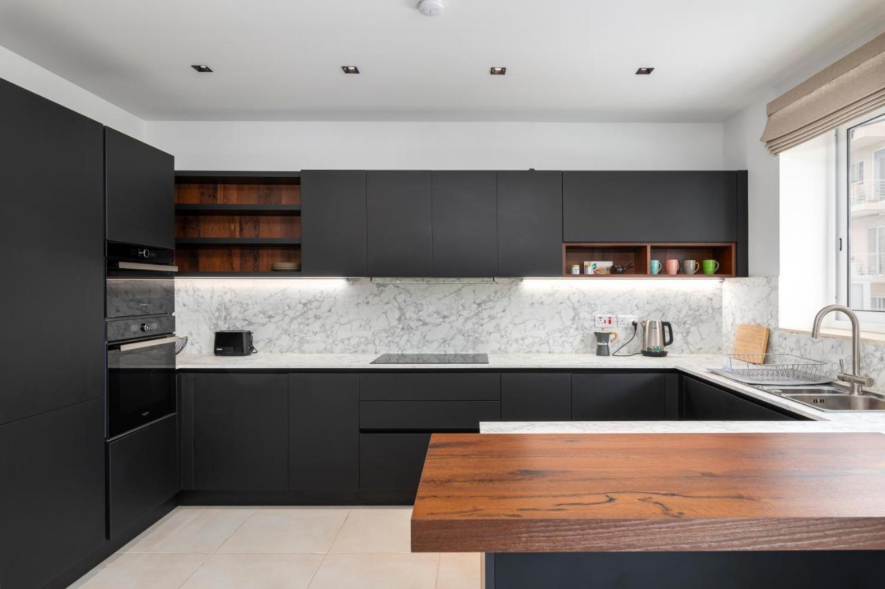 Modern 3Br Stylish Apartment With Large Balcony - Close To St Julians And St Georges Bay Is-Swieqi Exterior photo